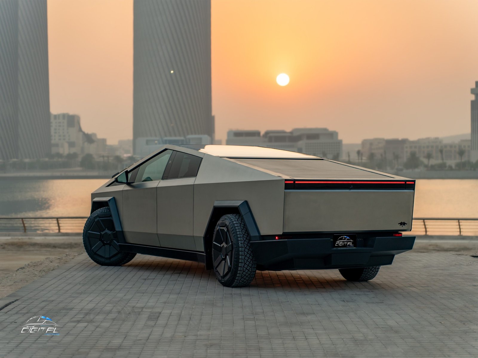 
								Tesla Cybertruck Beast full									