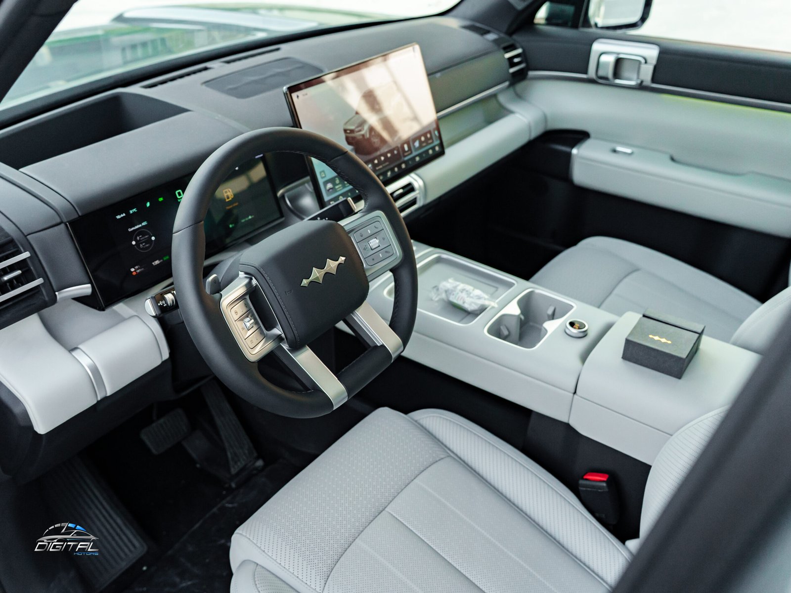 
								BYD Leopard 7 Titanium 7 full									