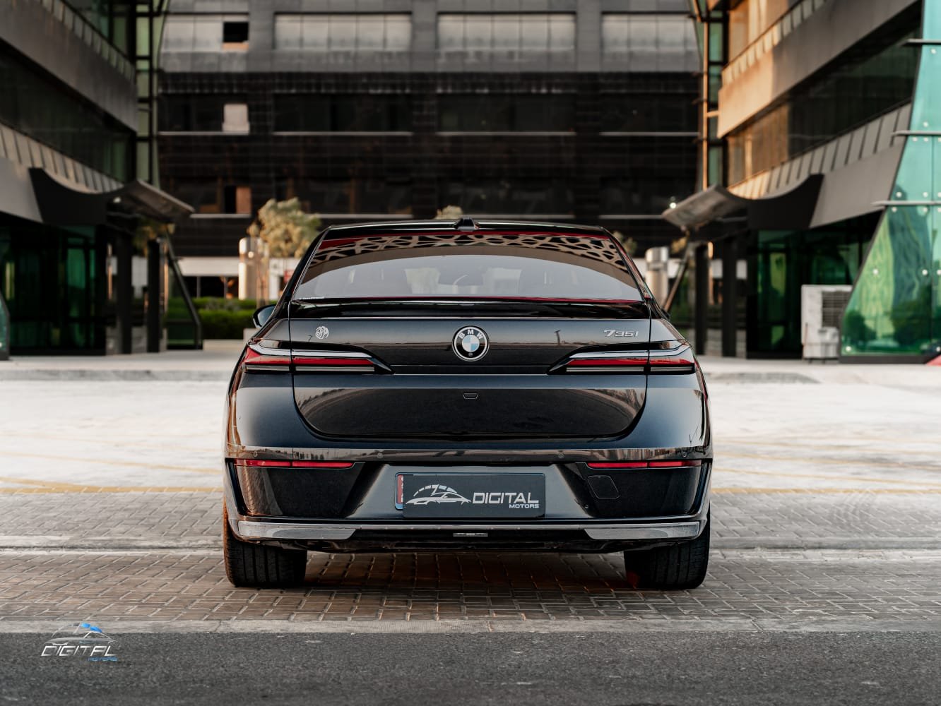 
								BMW 7-Series 735i full									