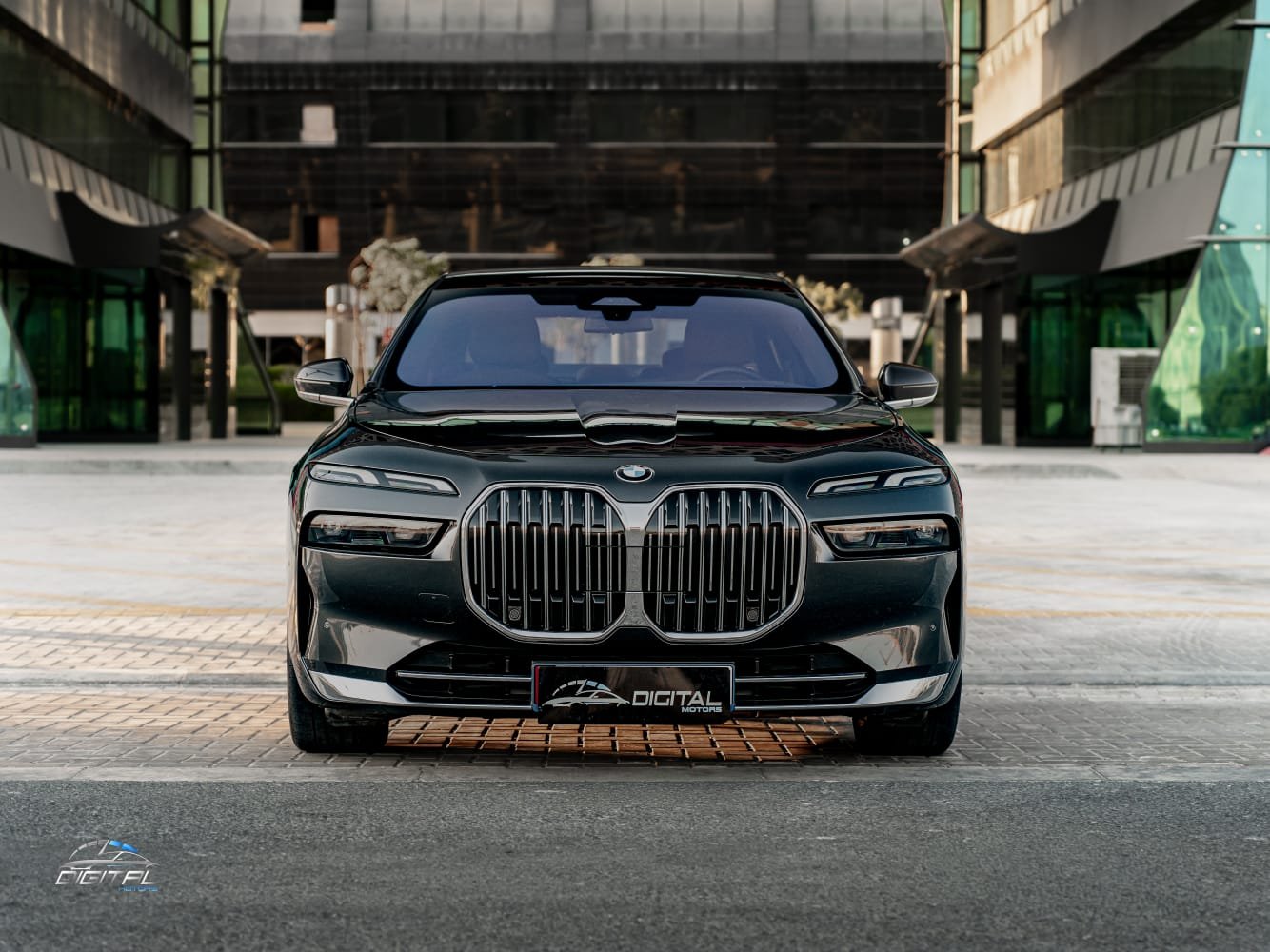 
								BMW 7-Series 735i full									