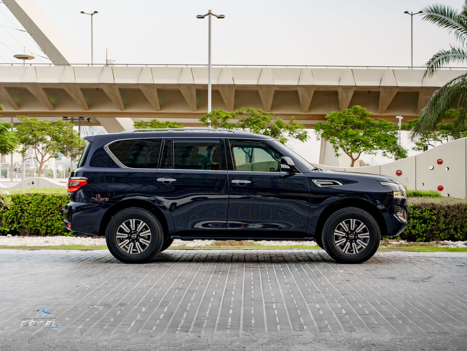 
								Nissan Patrol SE full									