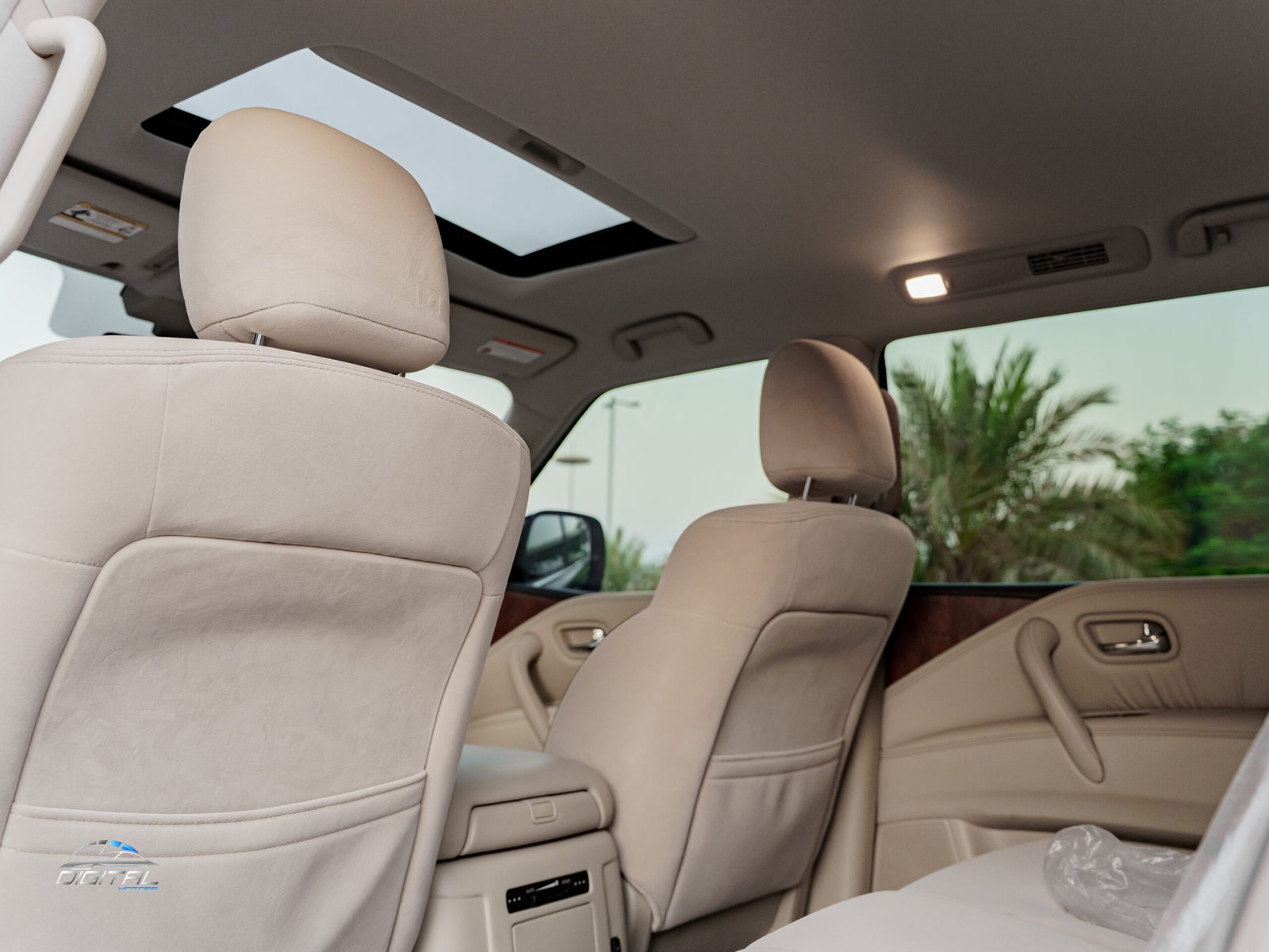 
								Nissan Patrol SE full									