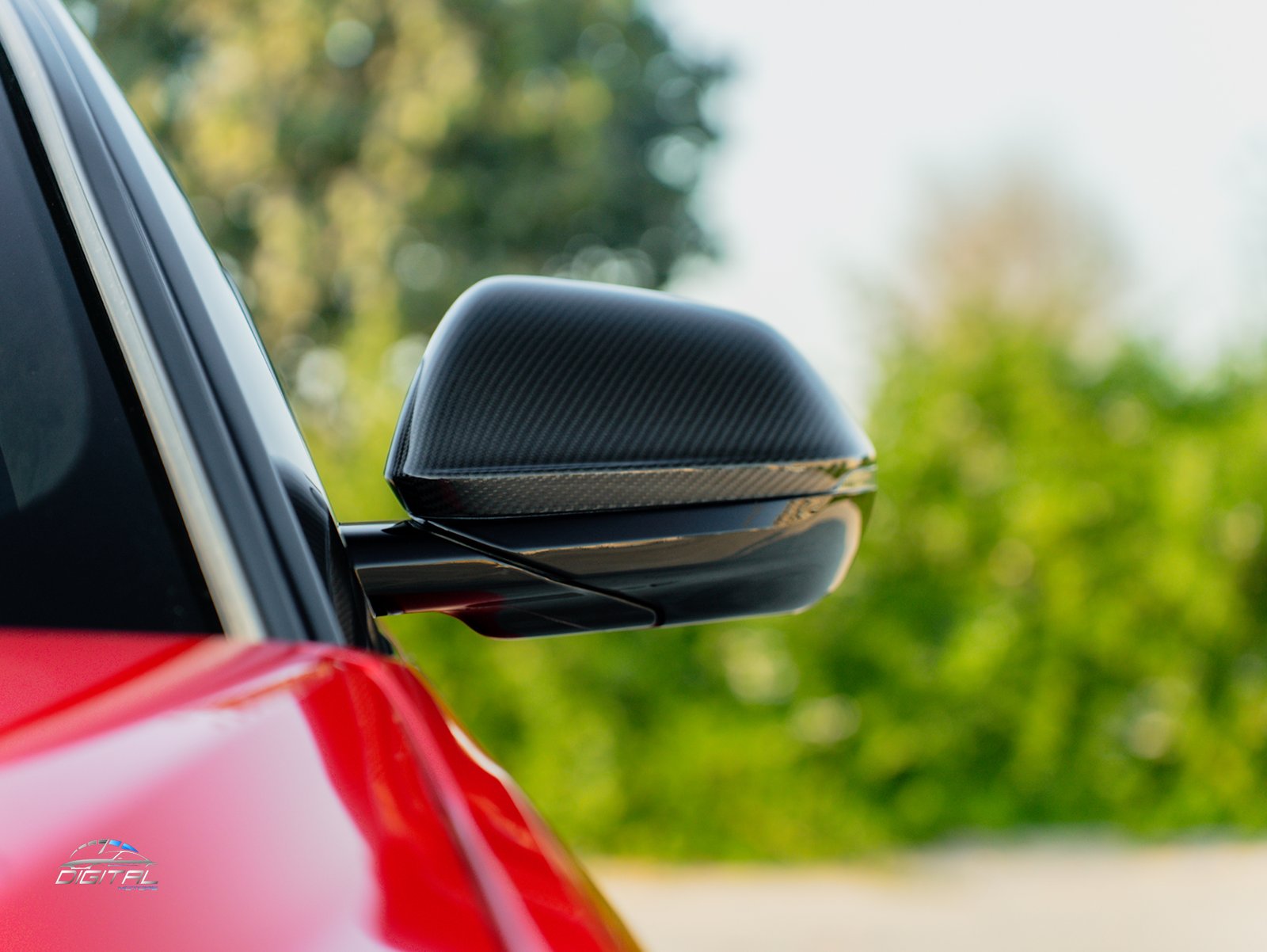 
								Lamborghini Urus full									