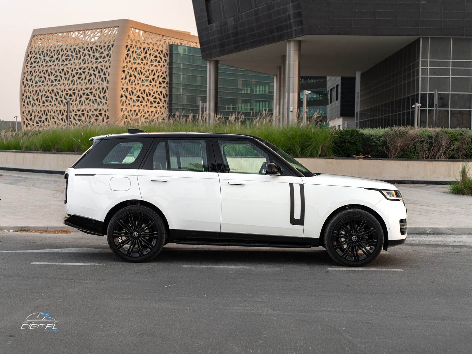 
								Range Rover Vogue HSE full									