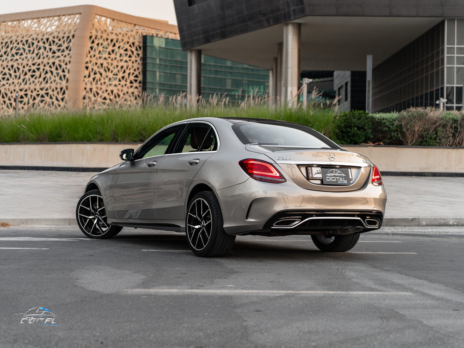 
								Mercedes Benz C200 2019 full									