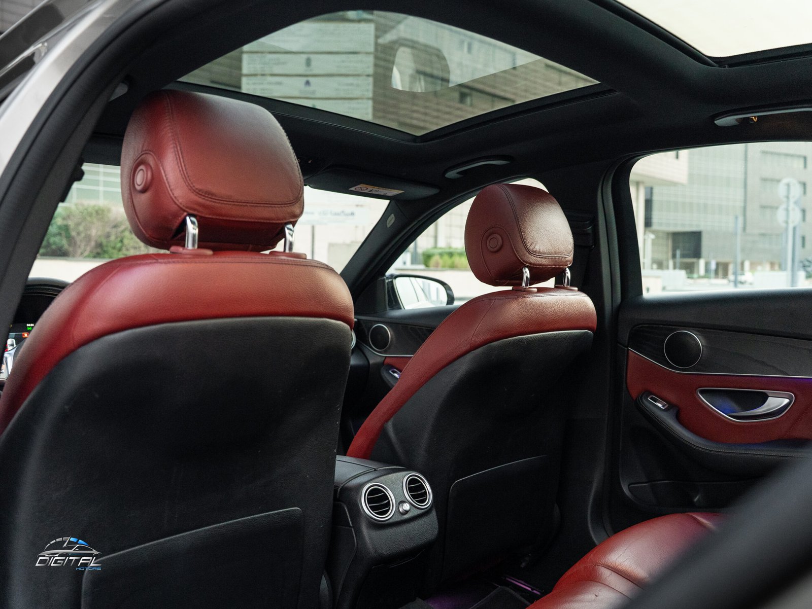 
								Mercedes Benz C200 2019 full									