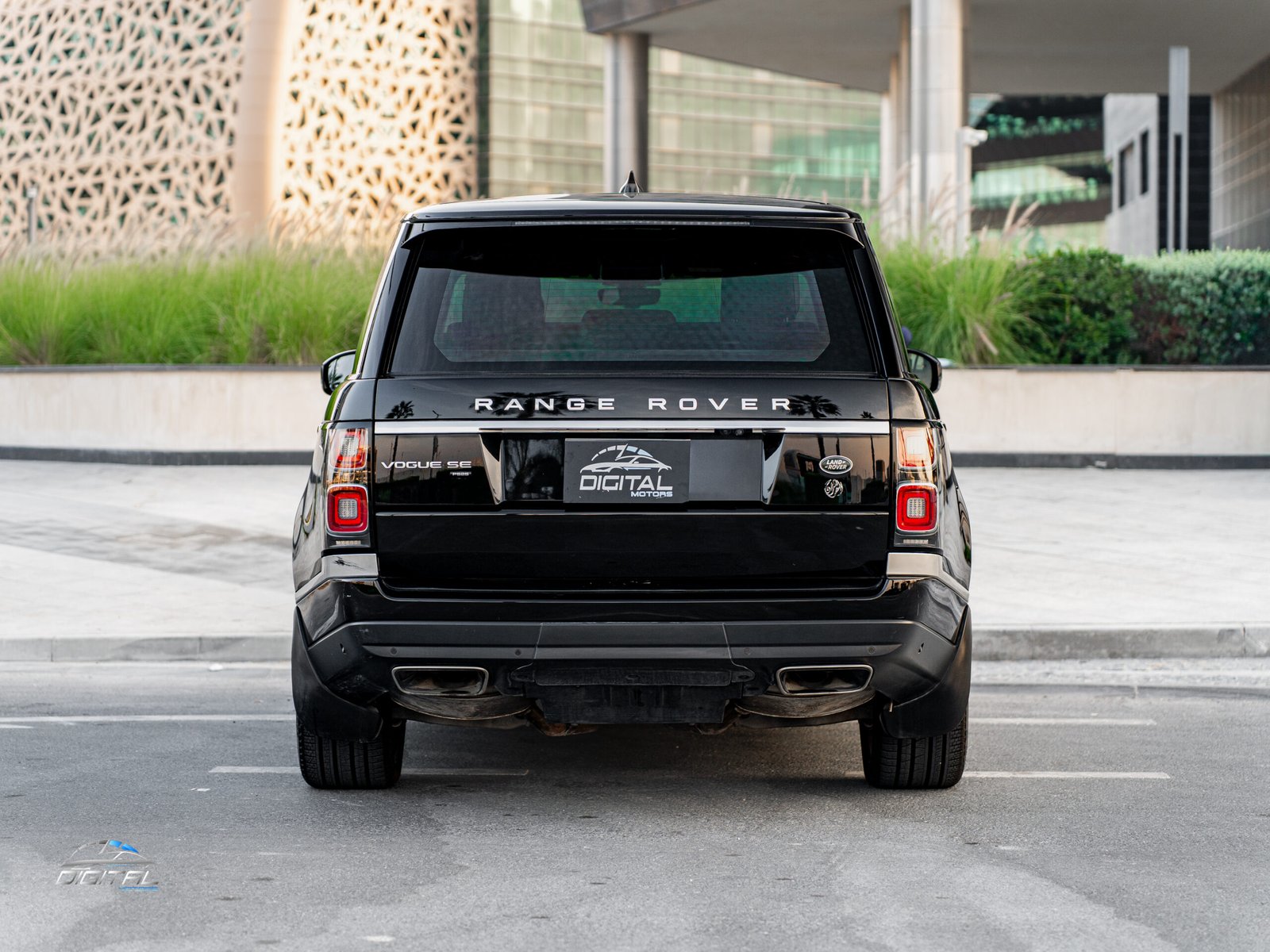 
								Range Rover Vogue SE 2020 full									