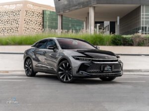 Toyota Crown Hybrid 2024