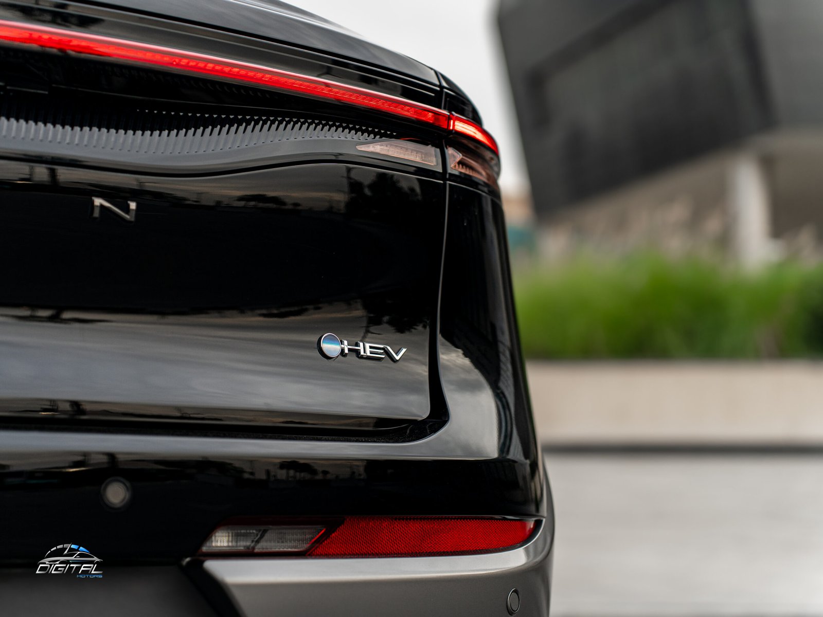 
								Toyota Crown Hybrid 2024 full									