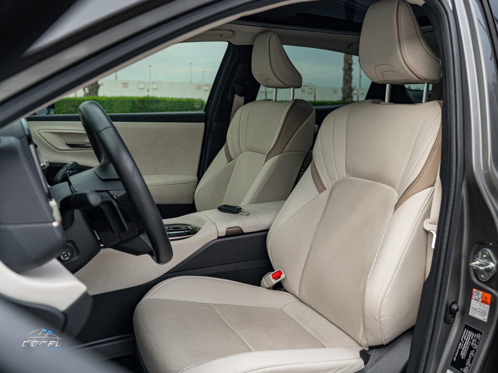 
								Toyota Crown Hybrid 2024 full									