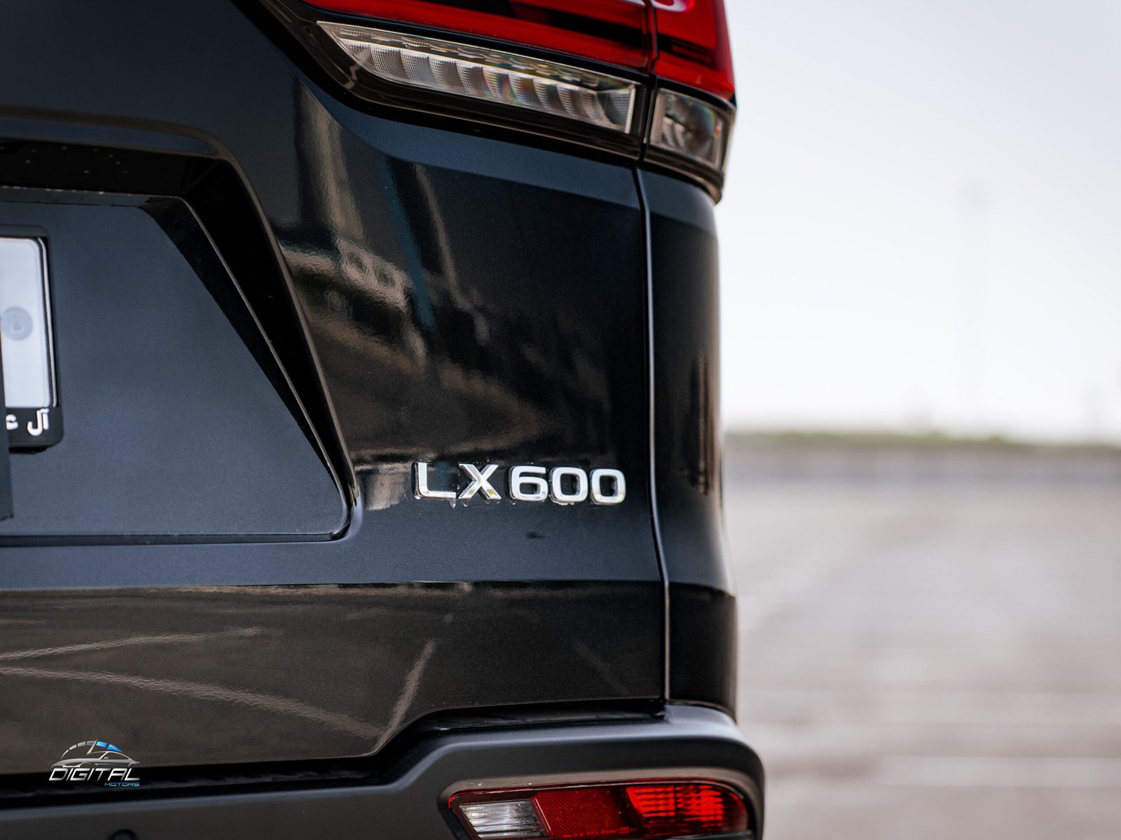 
								Lexus LX 600 Overtrail full									