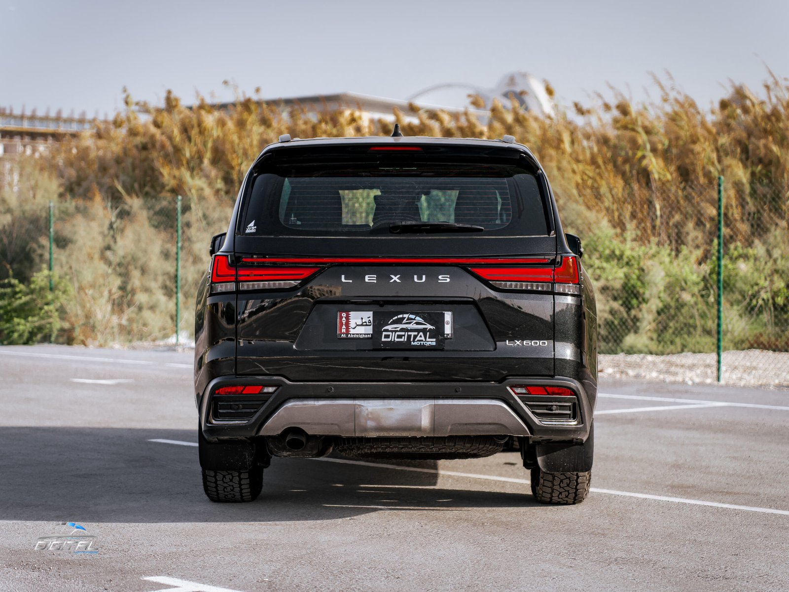 
								Lexus LX 600 Overtrail full									