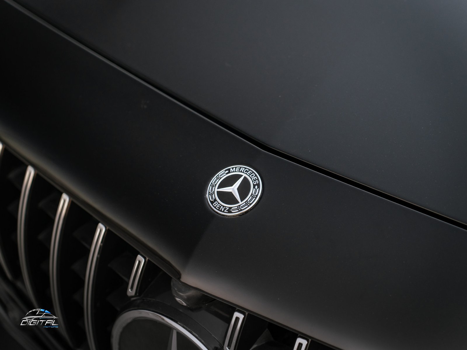 
								Mercedes Benz S63 AMG full									