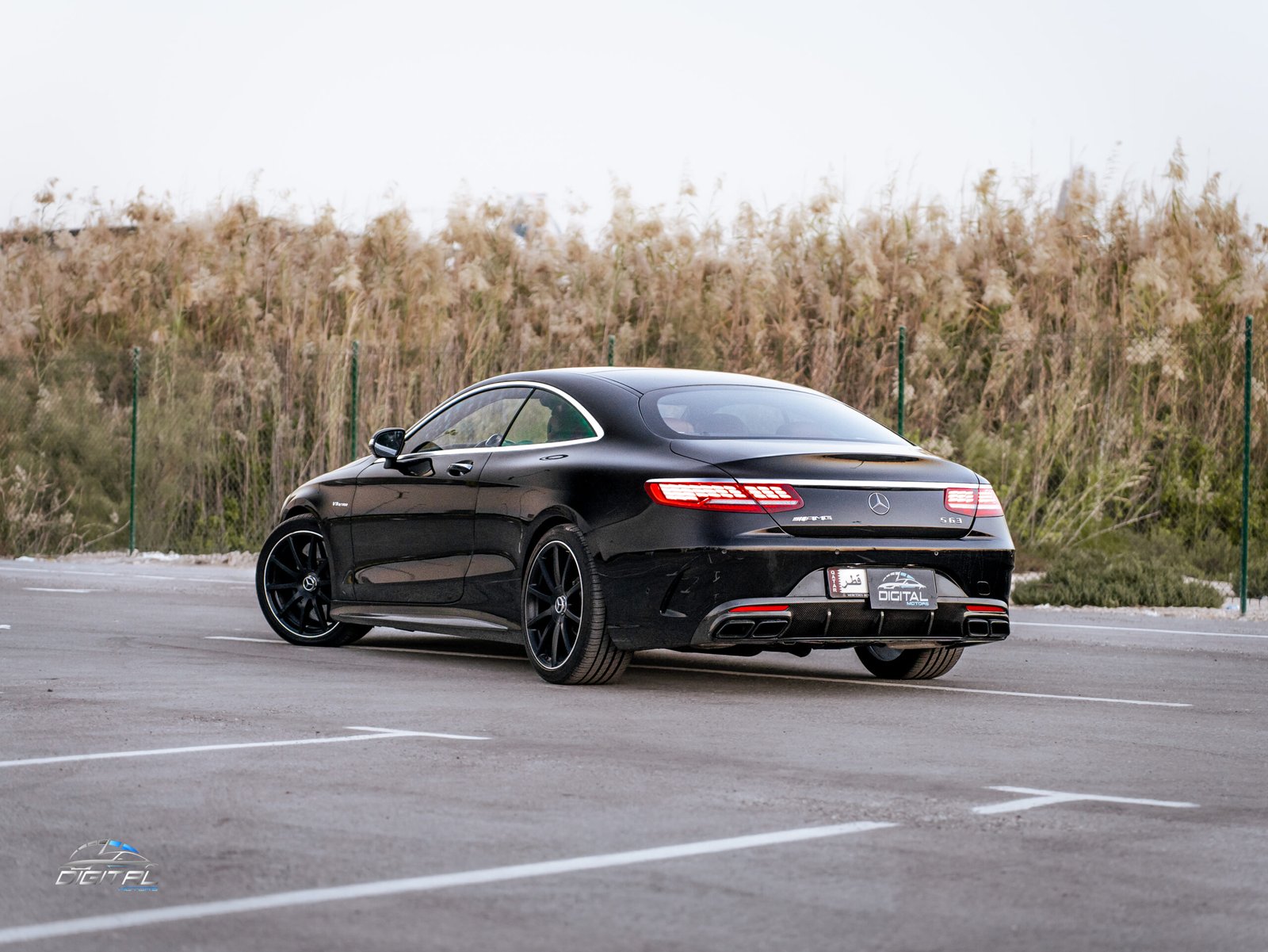 
								Mercedes Benz S63 AMG full									