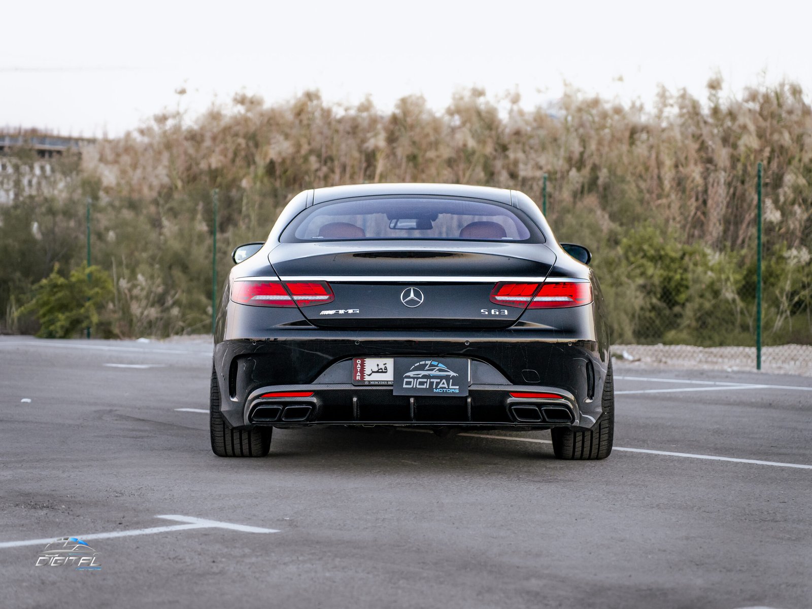 
								Mercedes Benz S63 AMG full									