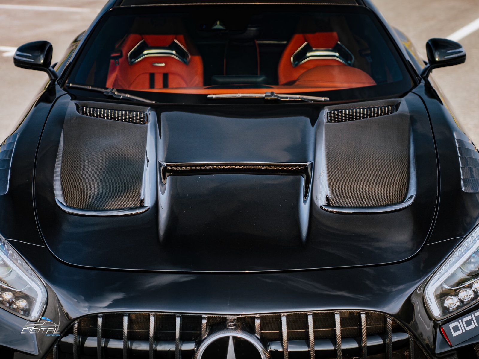 
								Mercedes Benz GT S AMG full									