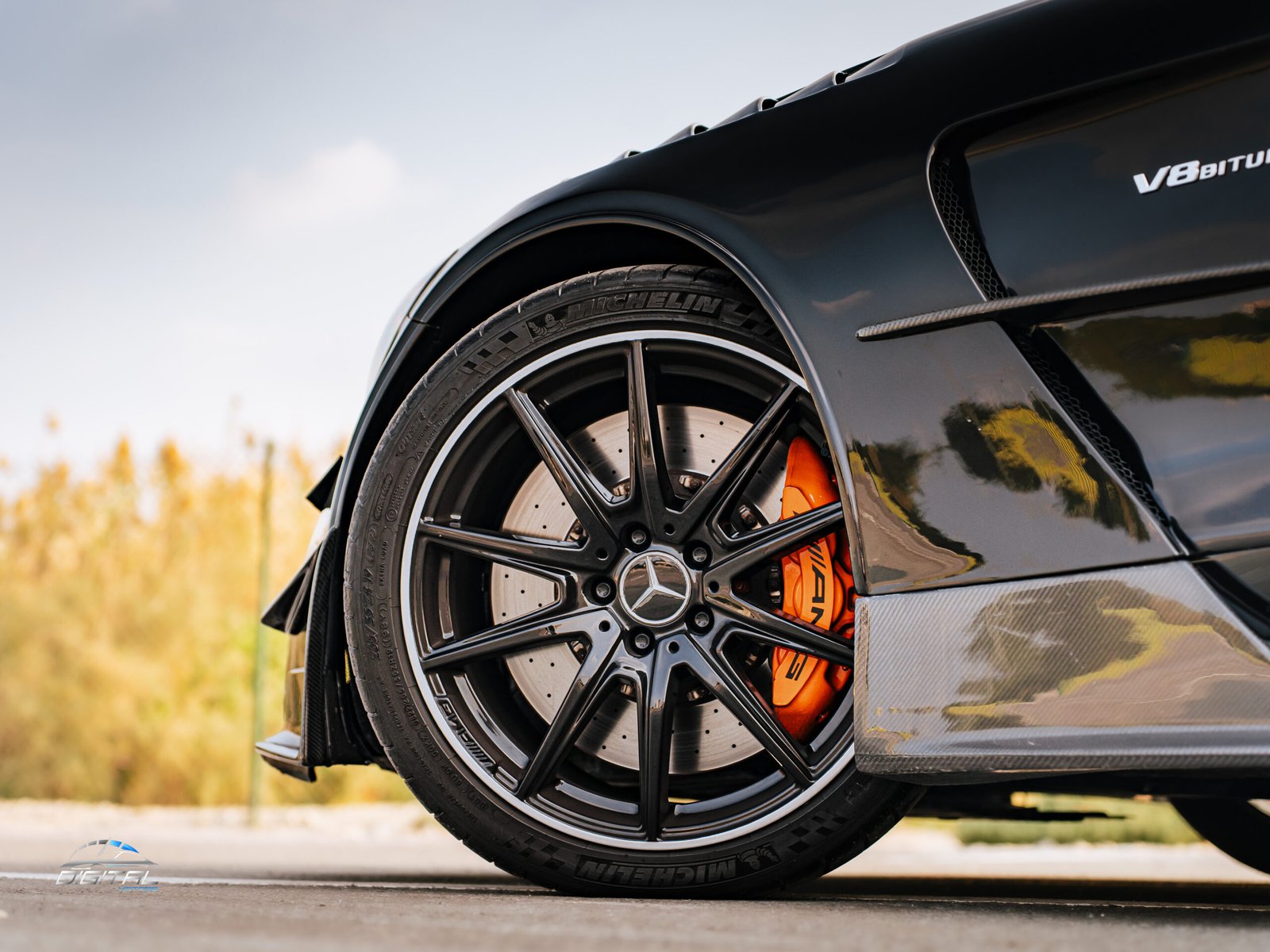 
								Mercedes Benz GT S AMG full									