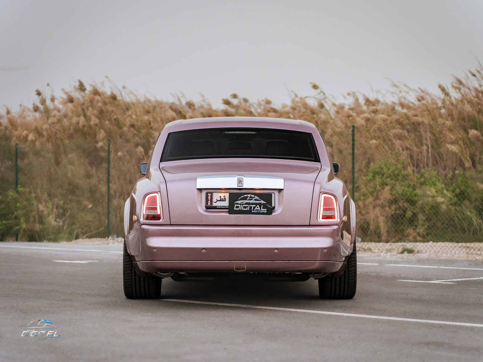 
								Rolls-Royce Phantom full									