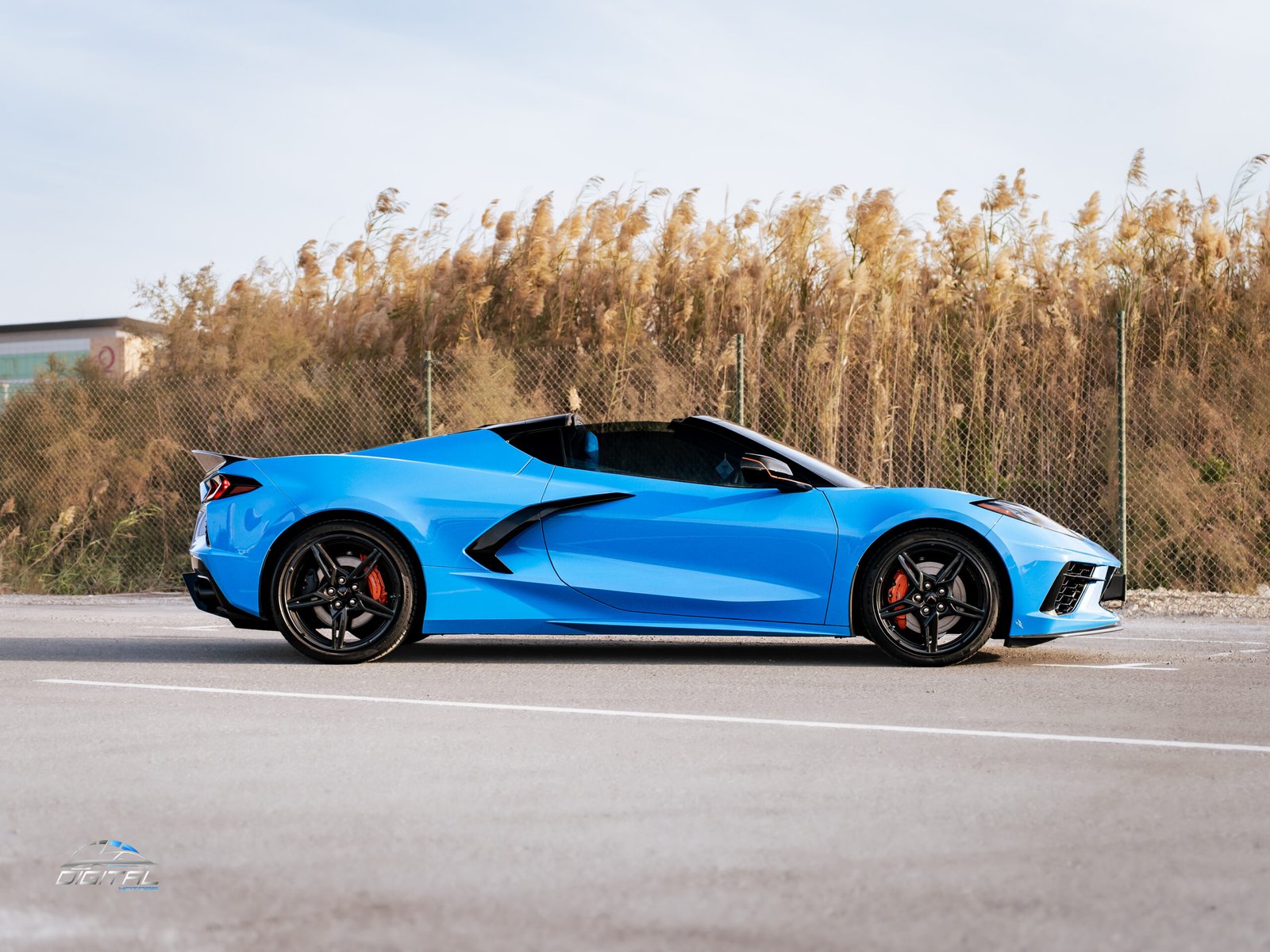 
								Chevrolet Corvette C8 Stingray full									
