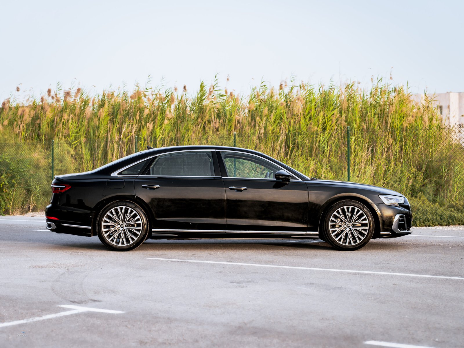 
								Audi A8 L full									
