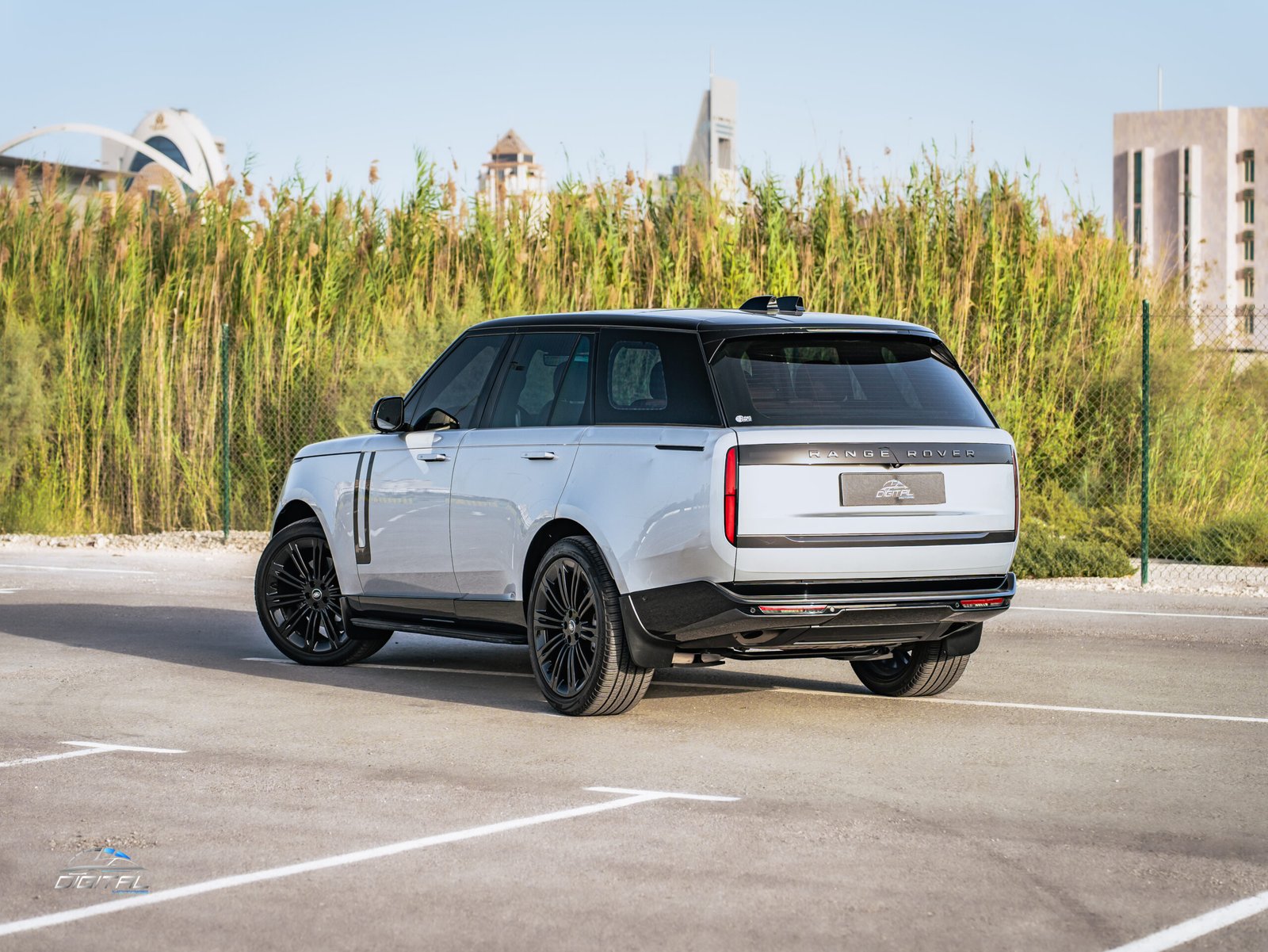 
								Range Rover Vogue HSE full									