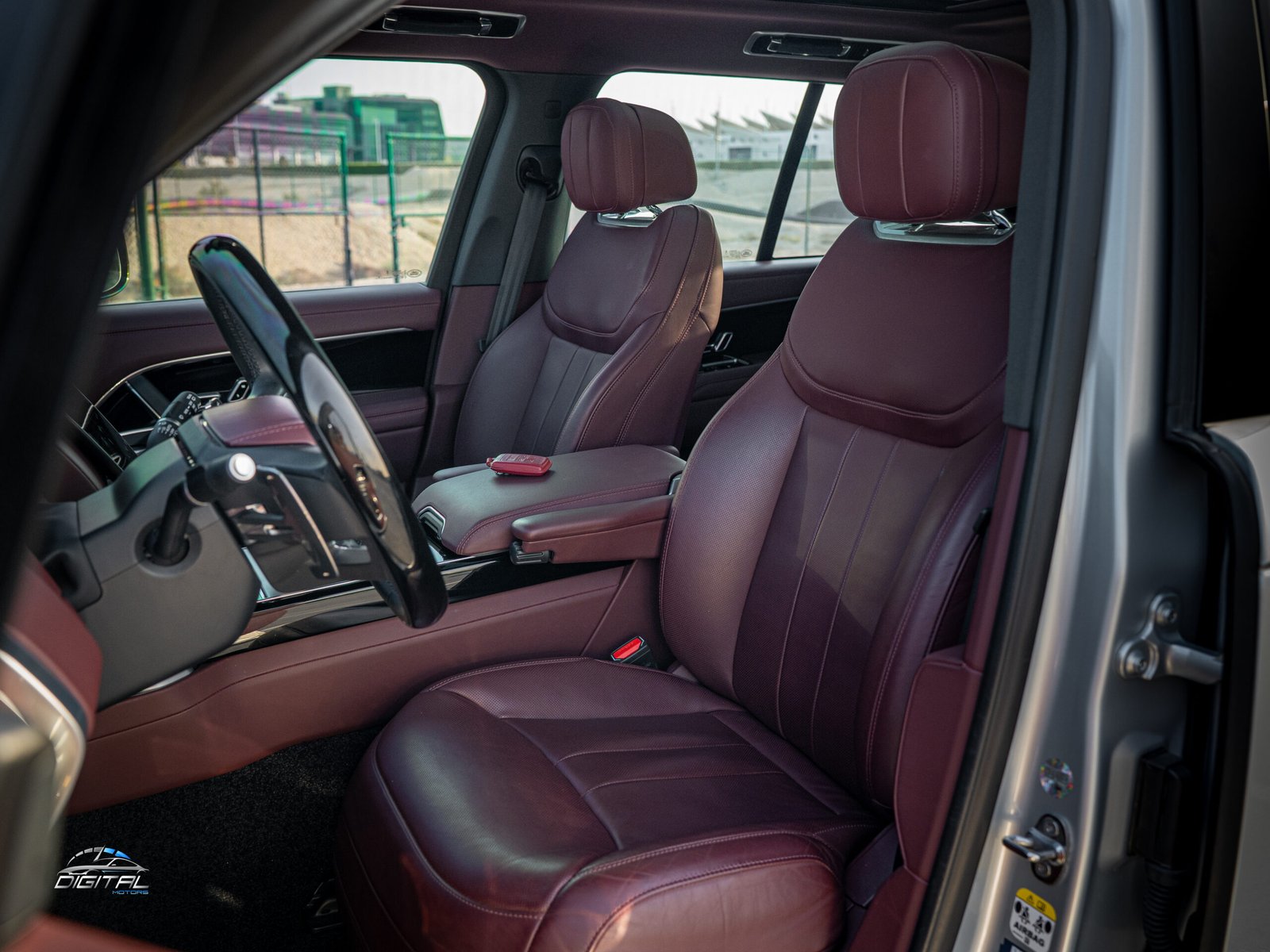 
								Range Rover Vogue HSE full									
